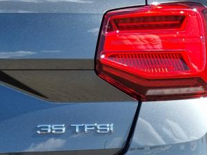Audi Q2 35TFSI S line - Image 3