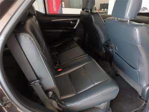 Toyota Fortuner 2.4GD-6 manual - Image 16