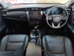 Toyota Fortuner 2.4GD-6 manual - Image 22