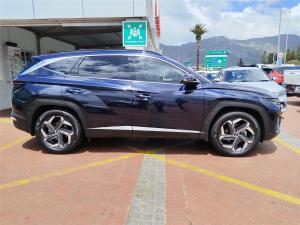 Hyundai Tucson 2.0D Elite - Image 3
