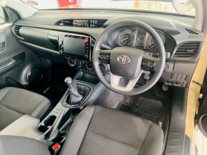 Toyota Hilux 2.4GD-6 single cab Raider - Image 9