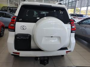 Toyota Land Cruiser Prado 4.0 VX - Image 5
