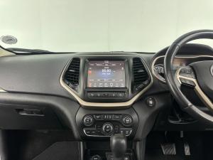 Jeep Cherokee 3.2 Limited AWD automatic - Image 11