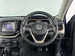 Jeep Cherokee 3.2 Limited AWD automatic - Image 9