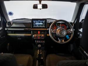 Suzuki Jimny 1.5 GLX AllGrip 5-door manual - Image 11