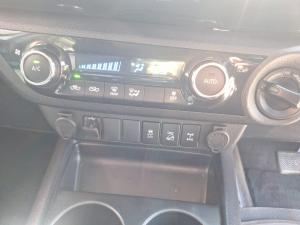 Toyota Hilux 2.8GD-6 double cab 4x4 Raider auto - Image 15