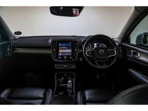 Volvo XC40 T4 Momentum - Image 9