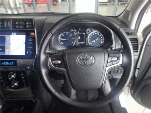 Toyota Land Cruiser Prado 2.8GD VX - Image 12