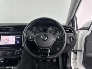 Volkswagen Golf VII 1.0 TSI Comfortline - Image 10