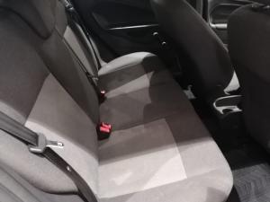 Ford Fiesta 5-door 1.4 Ambiente - Image 7