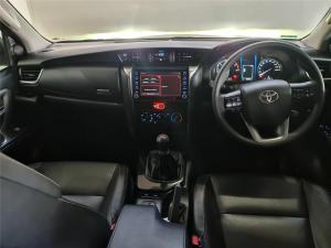 Toyota Fortuner 2.4GD-6 manual - Image 26