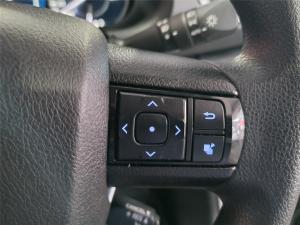 Toyota Fortuner 2.4GD-6 manual - Image 8
