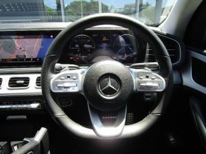 Mercedes-Benz GLE 300d 4MATIC - Image 11