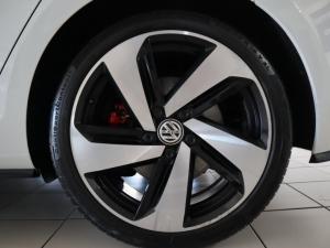 Volkswagen Golf GTI - Image 32
