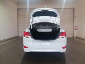 Hyundai Accent 1.6 GLS auto - Image 5