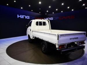 Hyundai H-100 Bakkie 2.6D deck - Image 4