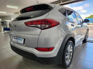 Hyundai Tucson 2.0 Premium - Image 15