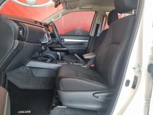 Toyota Hilux 2.4GD-6 double cab 4x4 Raider X auto - Image 7