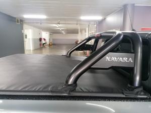 Nissan Navara 2.5DDTi double cab SE Plus auto - Image 17