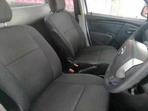 Nissan NP200 1.6i safety pack (aircon) - Image 15