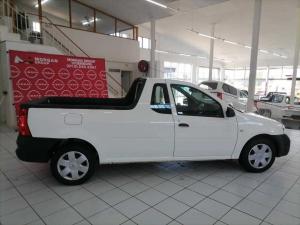 Nissan NP200 1.6i safety pack (aircon) - Image 7