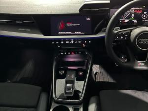 Audi RS3 Sportback Quattro Stronic - Image 5