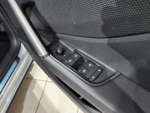 Audi Q2 35 Tfsi Advanced TIP - Image 7