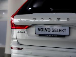 Volvo XC60 B5 AWD Plus Dark - Image 9