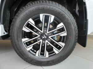 Mitsubishi Pajero Sport 2.4DI-D 4x4 Exceed - Image 11