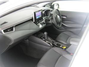 Toyota Corolla 1.8 Hybrid XS - Image 17
