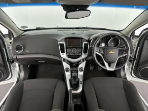 Chevrolet Cruze 1.6 LS - Image 7