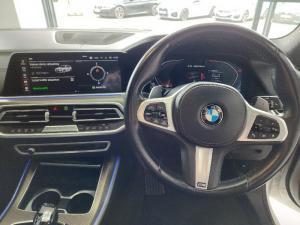 BMW X5 M50d - Image 13