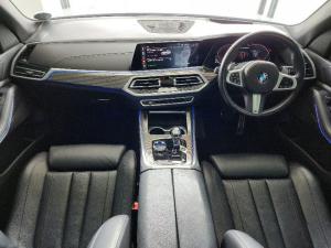 BMW X5 M50d - Image 15
