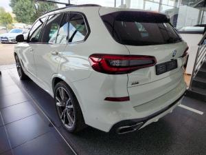 BMW X5 M50d - Image 3