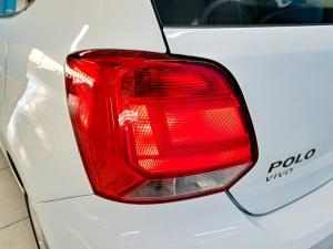 Volkswagen Polo Vivo hatch 1.6 Highline - Image 12