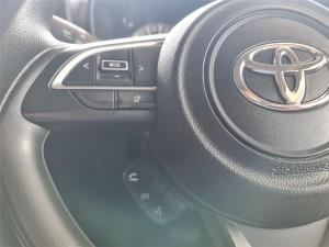 Toyota Starlet 1.5 XS auto - Image 18