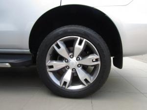 Ford Everest 3.2TDCi 4WD Limited - Image 11