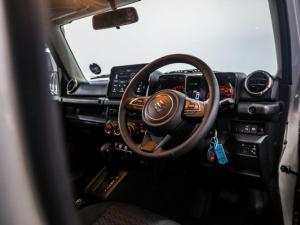 Suzuki Jimny 1.5 GLX AllGrip 5-door auto - Image 12