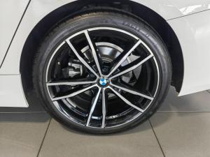 BMW 3 Series 318i M Sport - Image 3