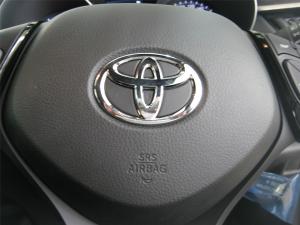 Toyota C-HR 1.2T Luxury - Image 12