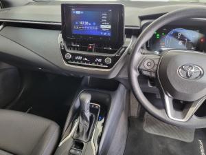 Toyota Corolla 1.8 XS Hybrid CVT - Image 13