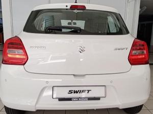 Suzuki Swift 1.2 GL auto - Image 3