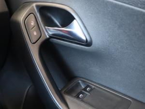 Volkswagen Polo Vivo hatch 1.6 Comfortline auto - Image 35