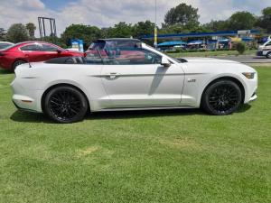 Ford Mustang 5.0 GT convertible auto - Image 6