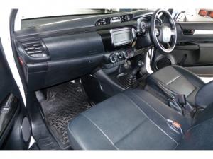 Toyota Hilux 2.4GD single cab S (aircon) - Image 9