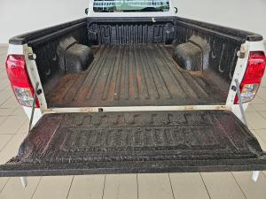 Toyota Hilux 2.0 single cab S (aircon) - Image 11