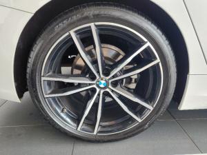 BMW 3 Series 320i M Sport - Image 10