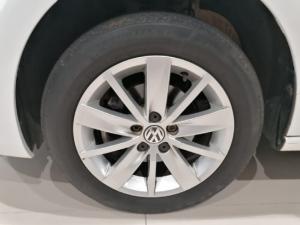 Volkswagen Polo sedan 1.4 Comfortline - Image 8