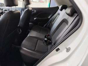 Hyundai Venue 1.0T Fluid auto - Image 5