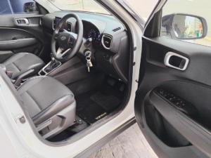 Hyundai Venue 1.0T Fluid auto - Image 7